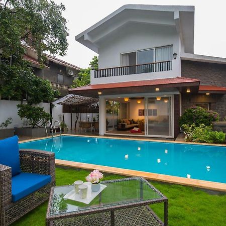 El Lodge By Stayvista - Pool, Lawn, And A Charming Gazebo For Your Perfect Getaway Lonavala Exterior photo